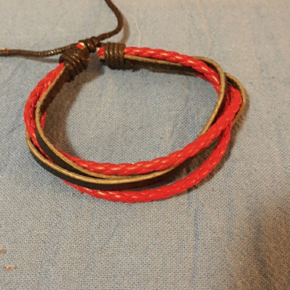 Bracelet